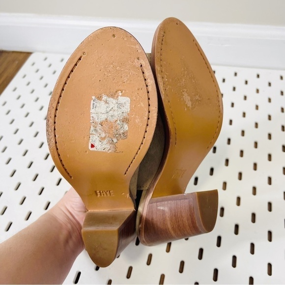 FRYE Courtney Tan Suede Sling Block Heel Sandals - Size 7 - Picture 8 of 9
